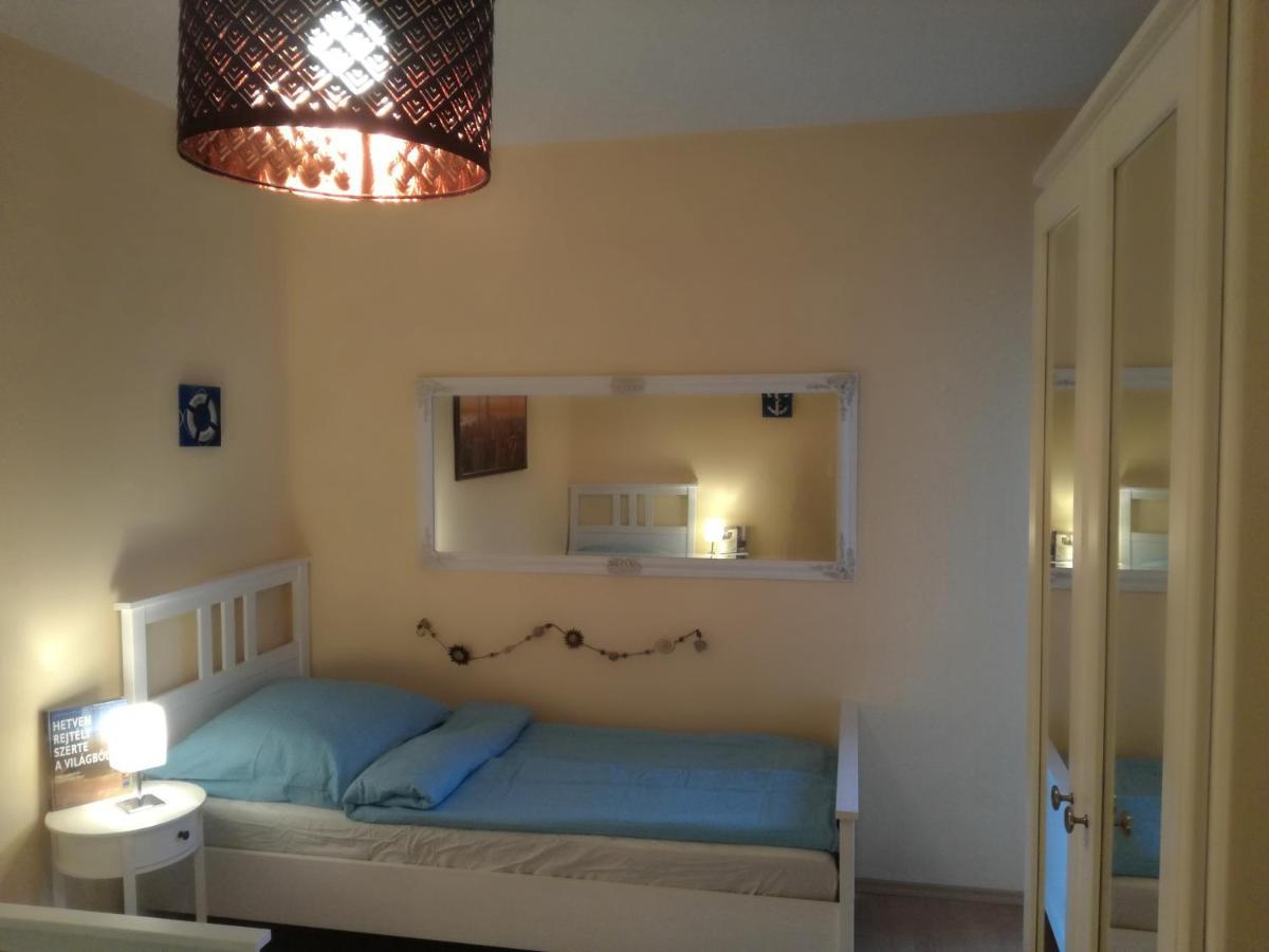 Bella Golden Beach Сиофок Екстериор снимка