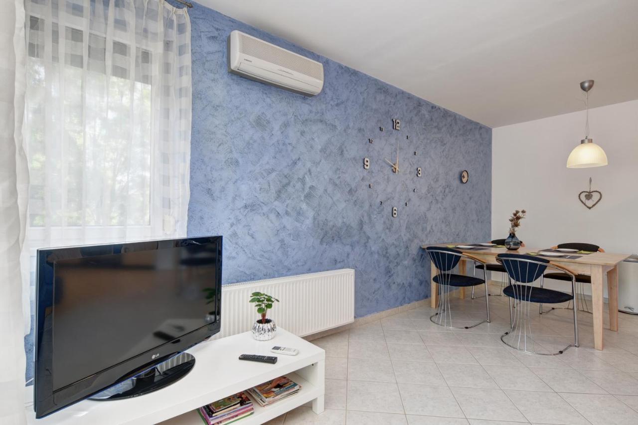 Bella Golden Beach Сиофок Екстериор снимка
