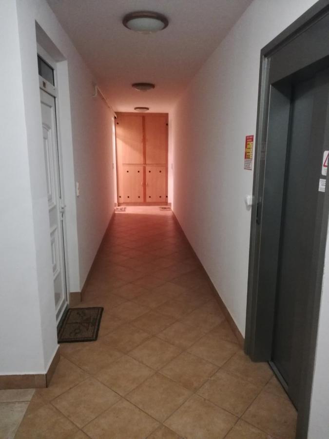 Bella Golden Beach Сиофок Екстериор снимка